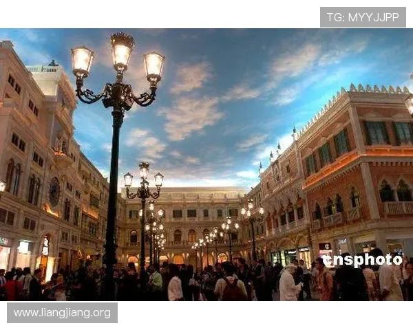 澳门英皇娱乐场提供多样化娱乐体验，满足不同游客的休闲娱乐需求